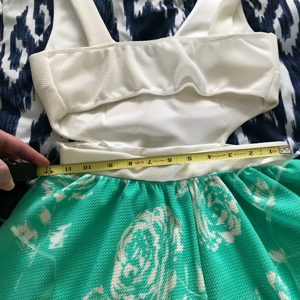 Cutout dress - Picture 4 of 6